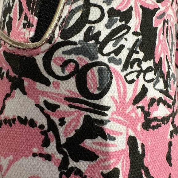 LILLY PULITZER Julie Sneakers "Hangin With My Boo" Size 6 Panda Hibiscus Shoe - Picture 9 of 9